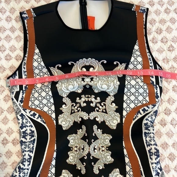 Clover Canon Bodycon Mini Neoprene Scuba Dress Tiger Bollywood Print Size Small - Picture 15 of 17